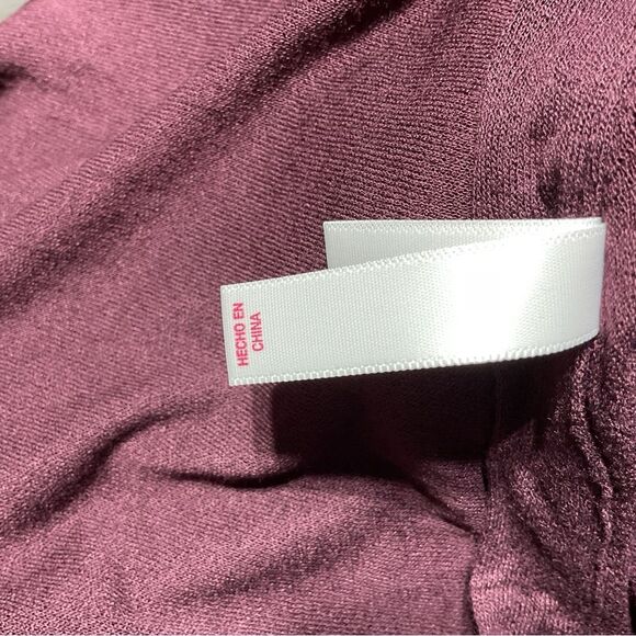 Xhilaration Burgundy Lace Detail Blouse - Picture 11 of 13